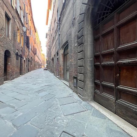 Casa Conti-Nearby Piazza Del Campo Leilighet Siena Eksteriør bilde
